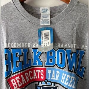 NWT UC Bearcats University of Cincinnati T-Shirt Gray Big 12 Football XL NEW